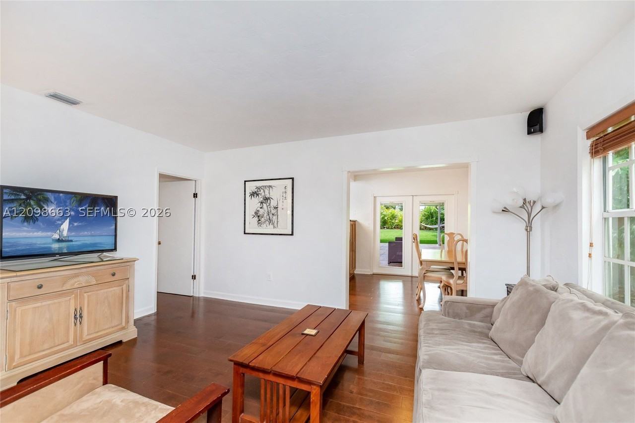 2920 Sw 30th Ct - Photo 4 of 30