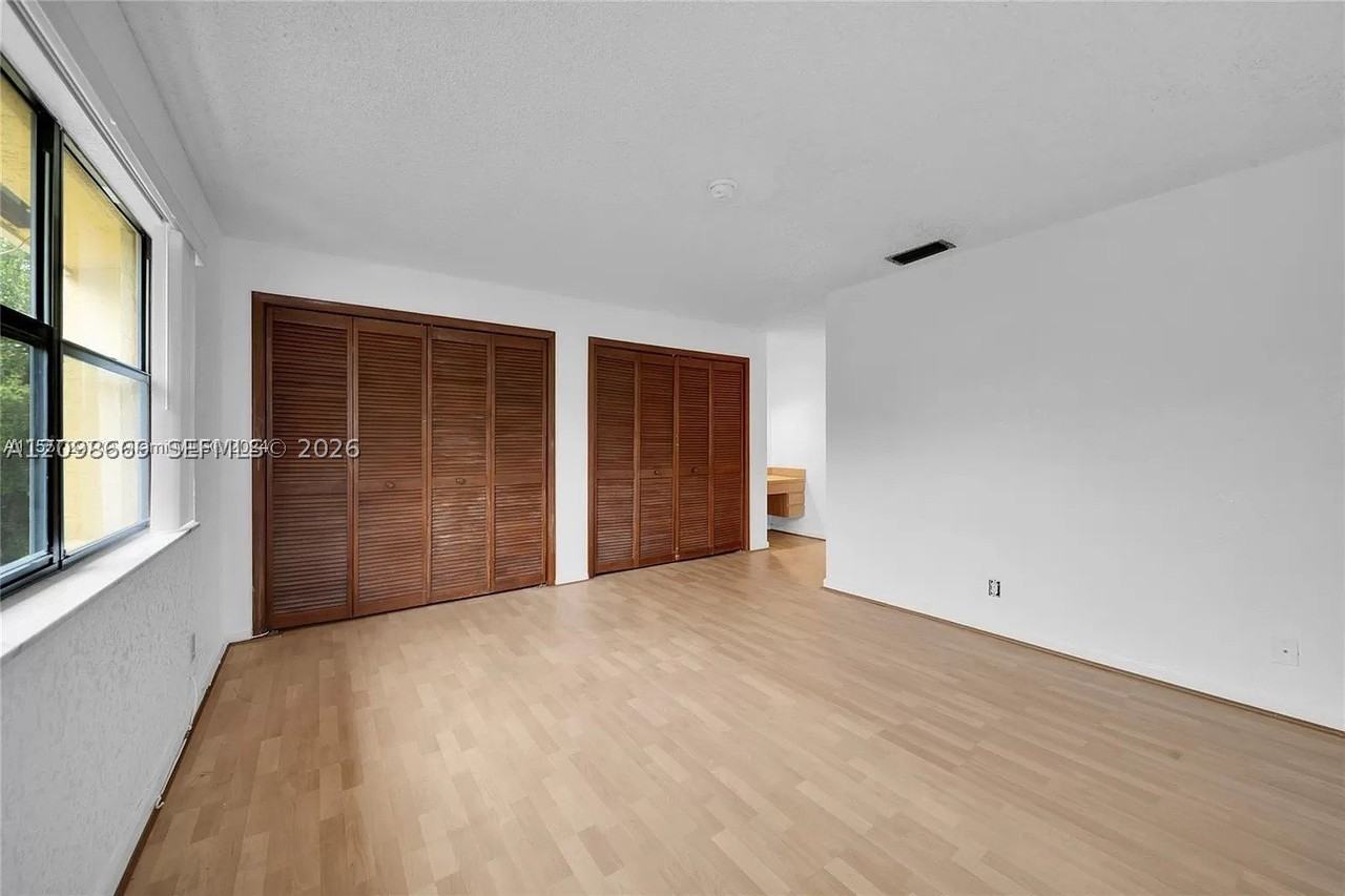 120 Se 12th Ave #120 - Photo 5 of 13