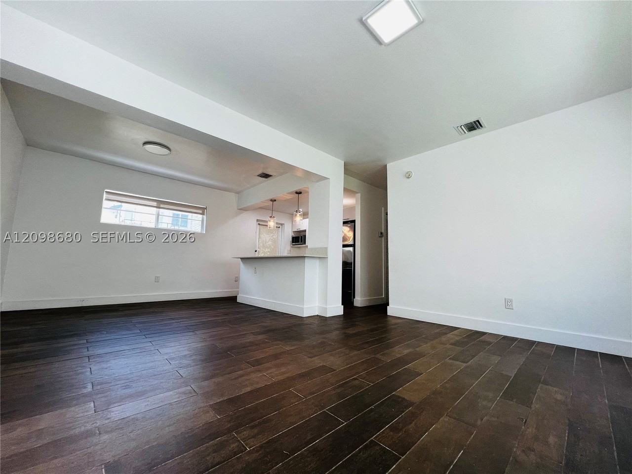 1001 Bay Dr #945 - Photo 2 of 16