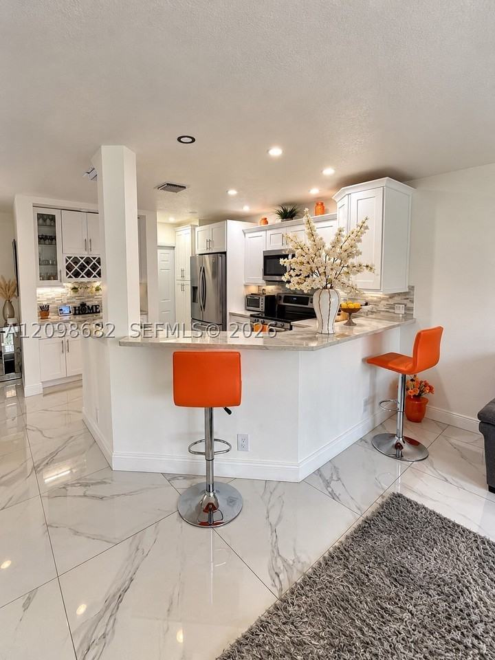 8520 E Southgate Shores Cir #8520 - Photo 4 of 16