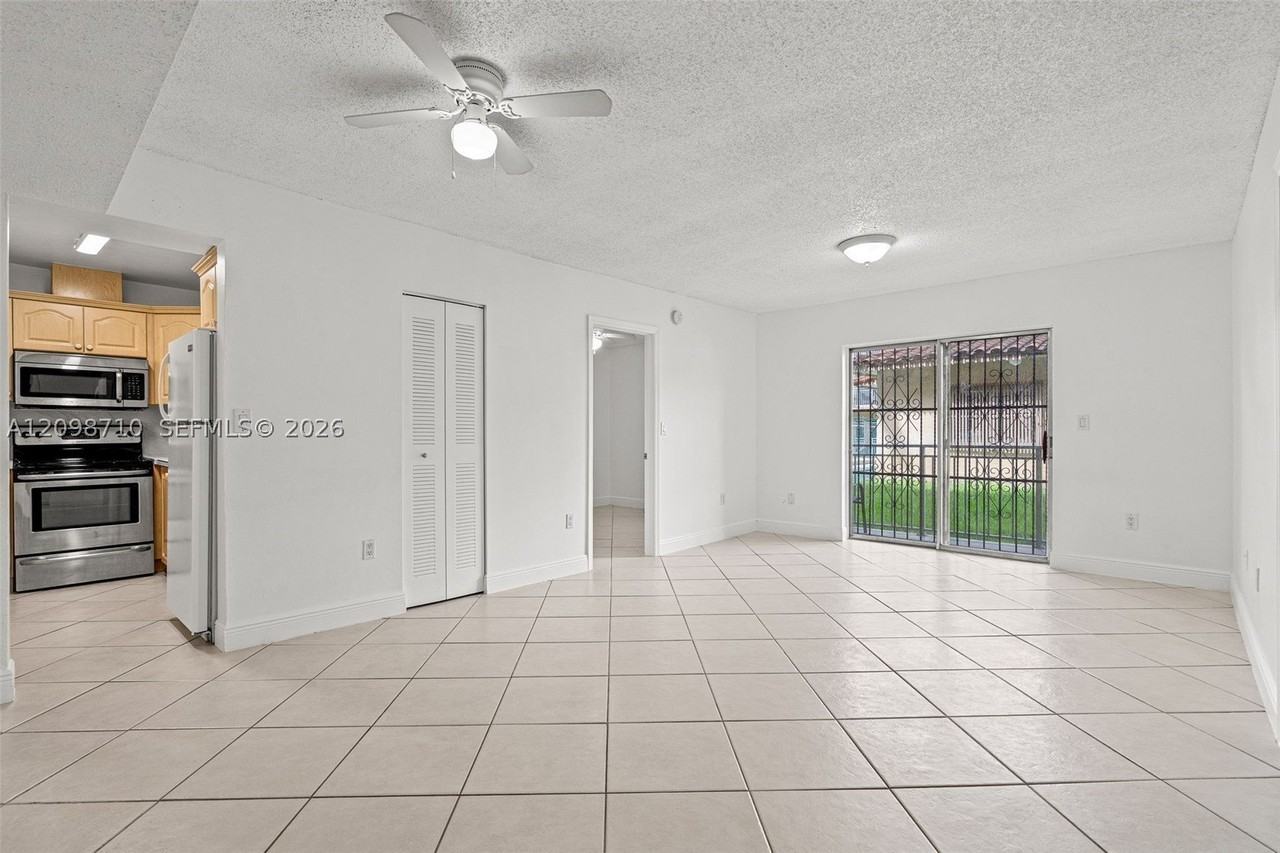 4715 Nw 7th St #104-2 - Photo 3 of 22