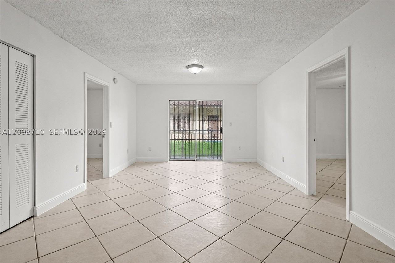 4715 Nw 7th St #104-2 - Photo 4 of 22