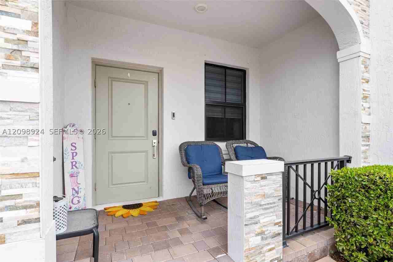 24486 Sw 119th Pl - Photo 3 of 21