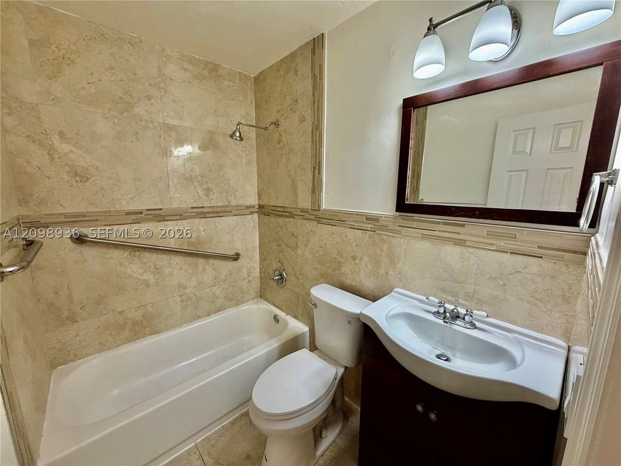 2240 Sunshine Blvd - Photo 6 of 16