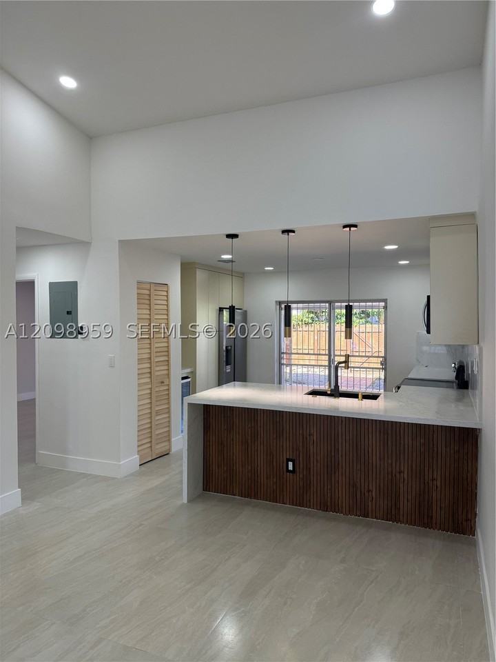 8397 Sw 147th Pl #8397 - Photo 4 of 50