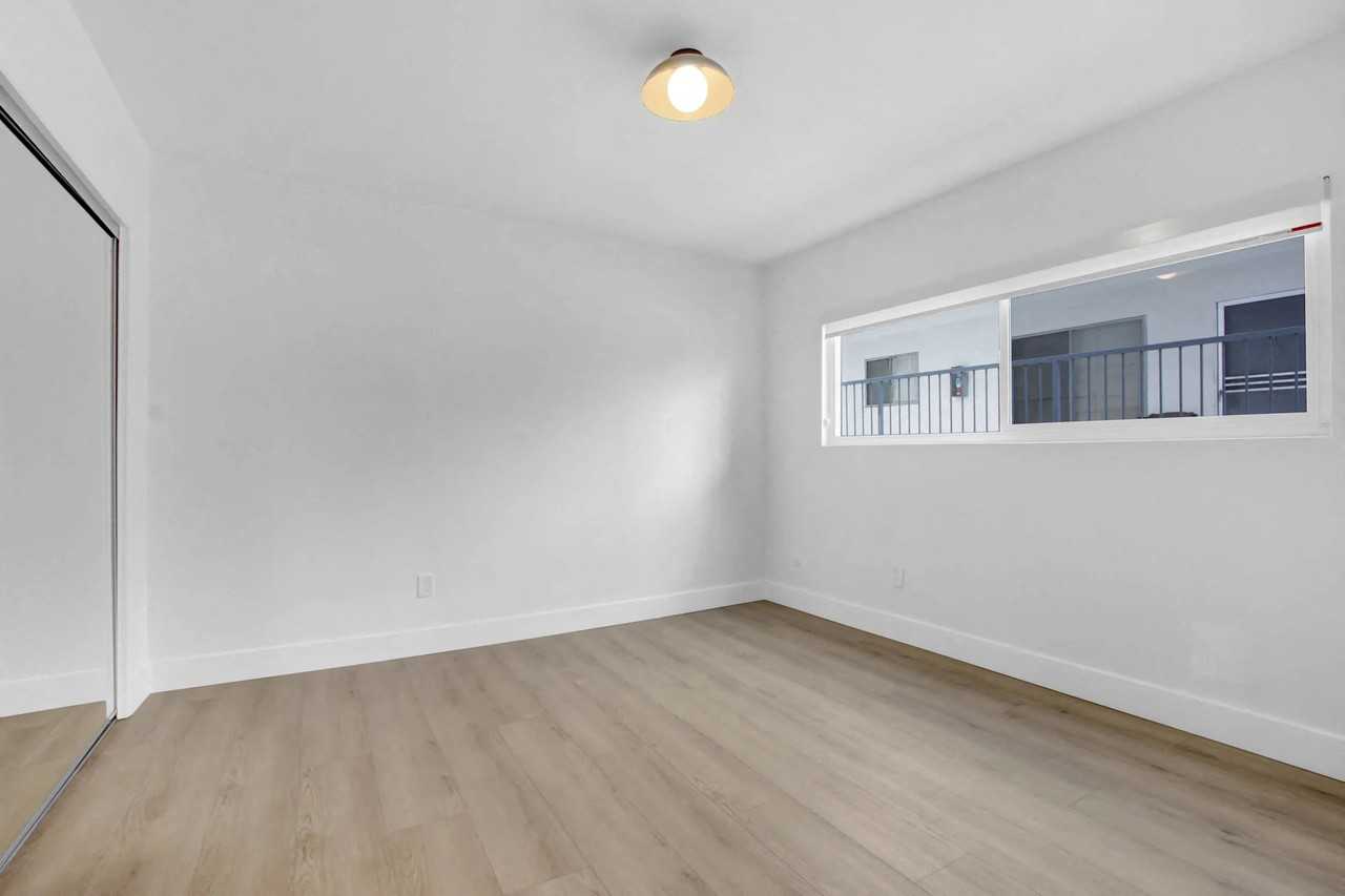 1333 North Martel Avenue #109 - Photo 4 of 9