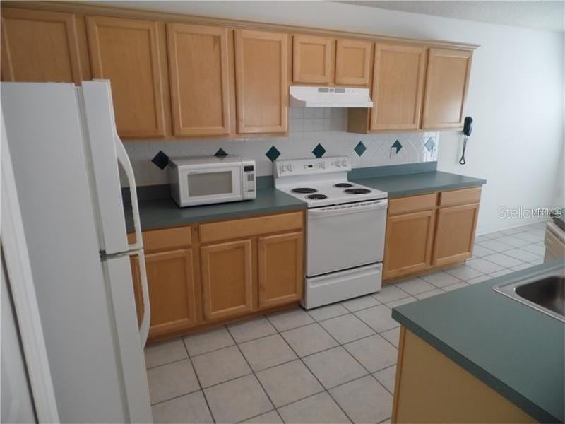 2830 Crane Trace Cir - Photo 4 of 18