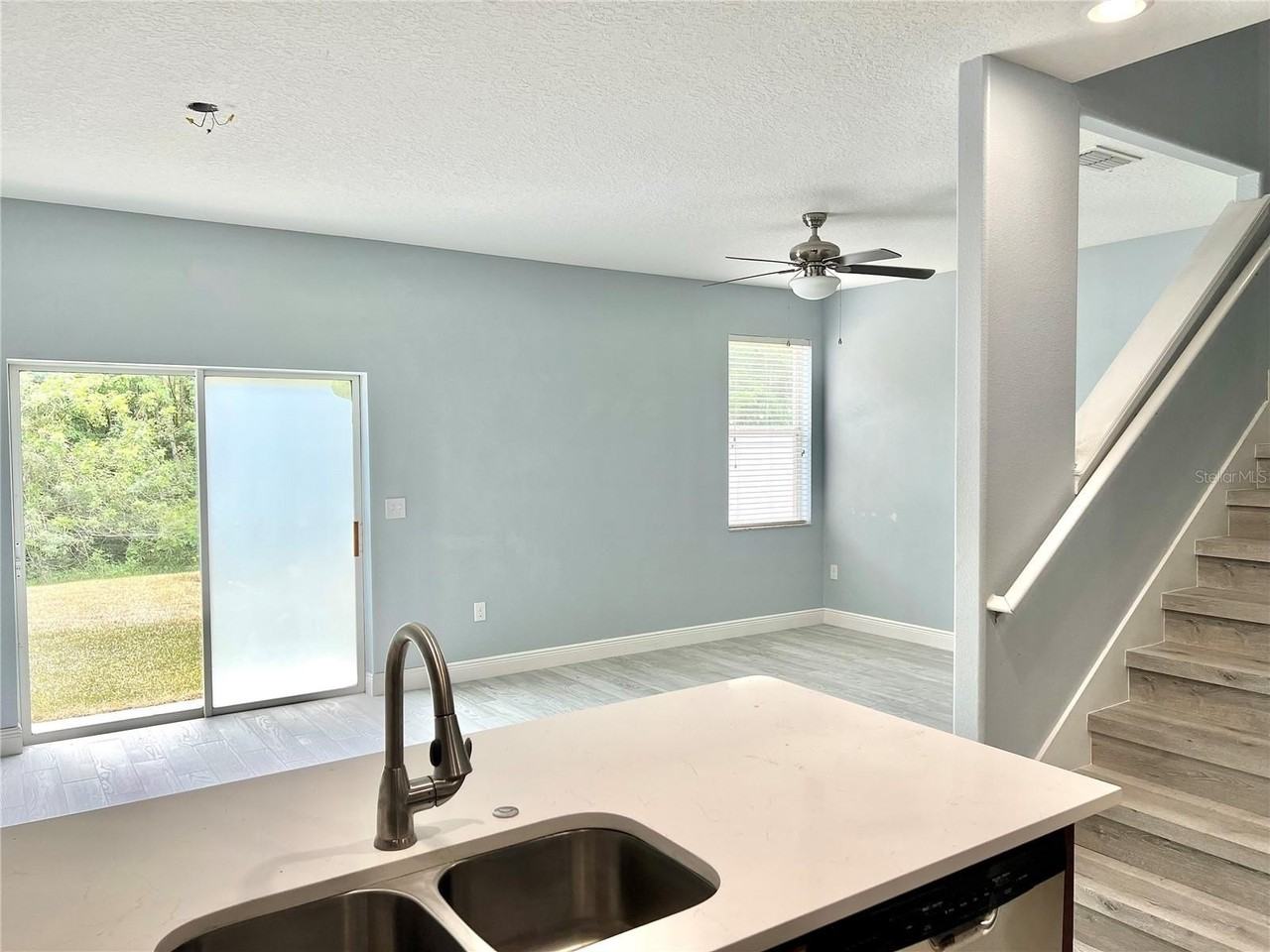 10644 Savannah Plantation Ct - Photo 3 of 8