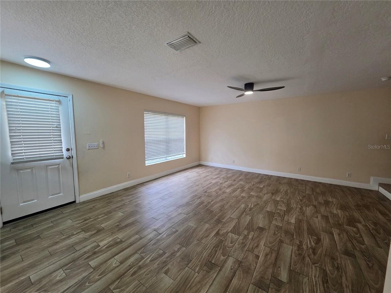 3429 Dragon View Ct - Photo 6 of 24