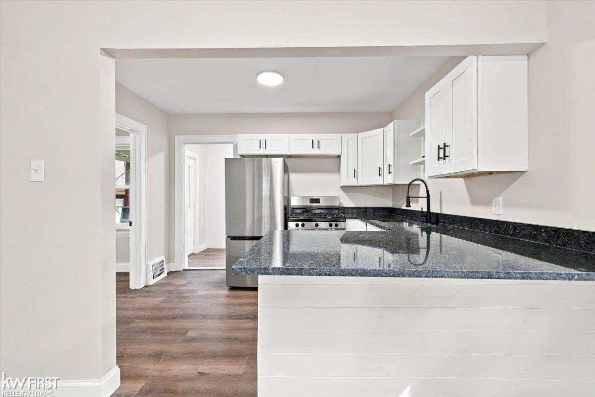 40 W Colgate Ave - Photo 7 of 27