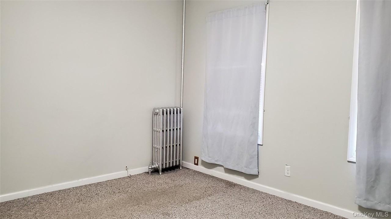8602 89th St #1 - Photo 2 of 6