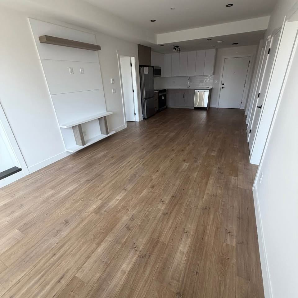 10782 140 Street #310 - Photo 4 of 13