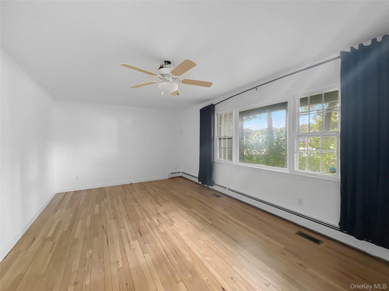 8 Daly Dr - Photo 4 of 38