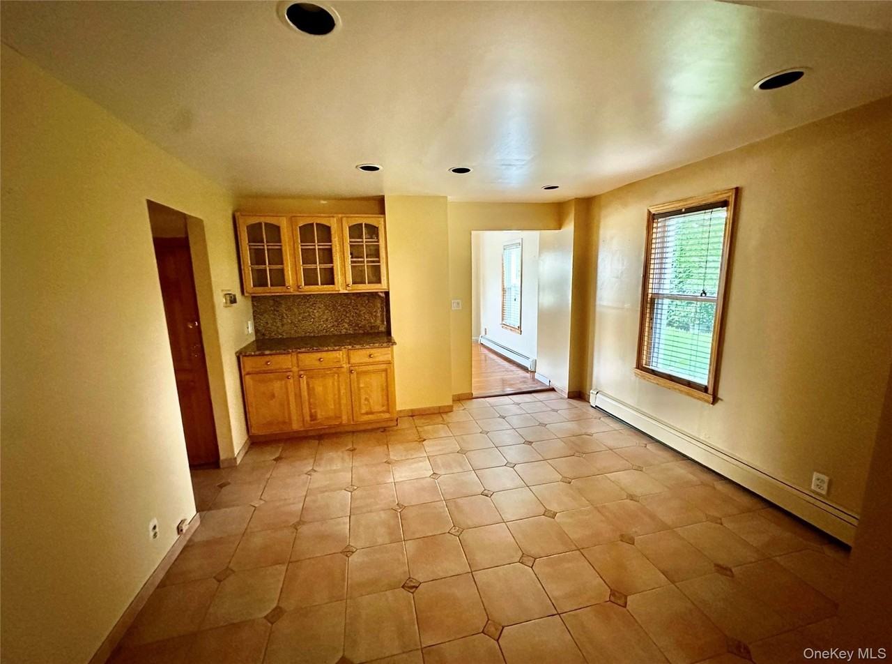 73 Davison Ave #1 - Photo 5 of 19