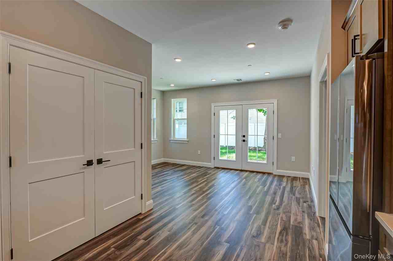 1 Conklin St #105 - Photo 6 of 16