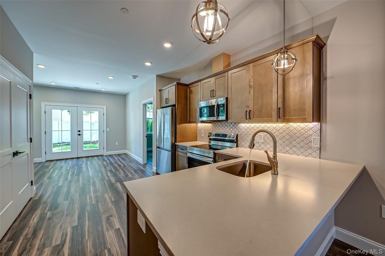1 Conklin St #105 - Photo 7 of 16
