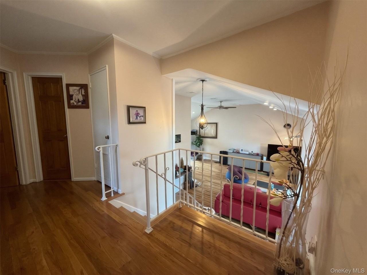 4 Evelyn Rd - Photo 7 of 12