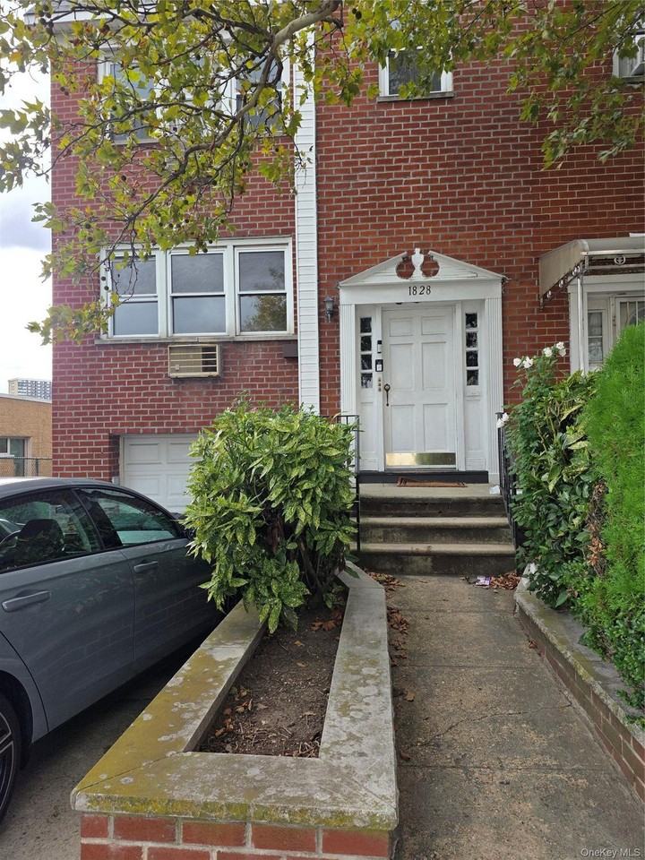 1828 Bell Blvd #1
