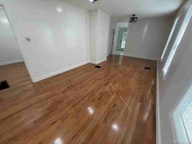 120 Bert Crawford Rd - Photo 5 of 16