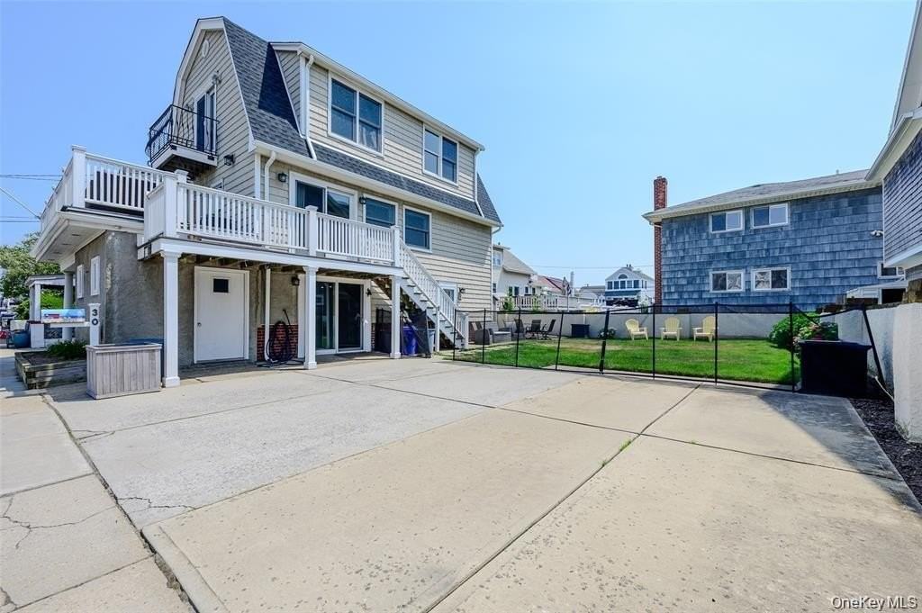 30 Buffalo Ave - Photo 2 of 46