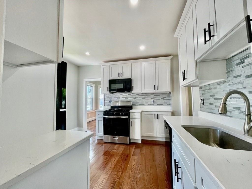 119 Revere St #1 - Photo 5 of 18