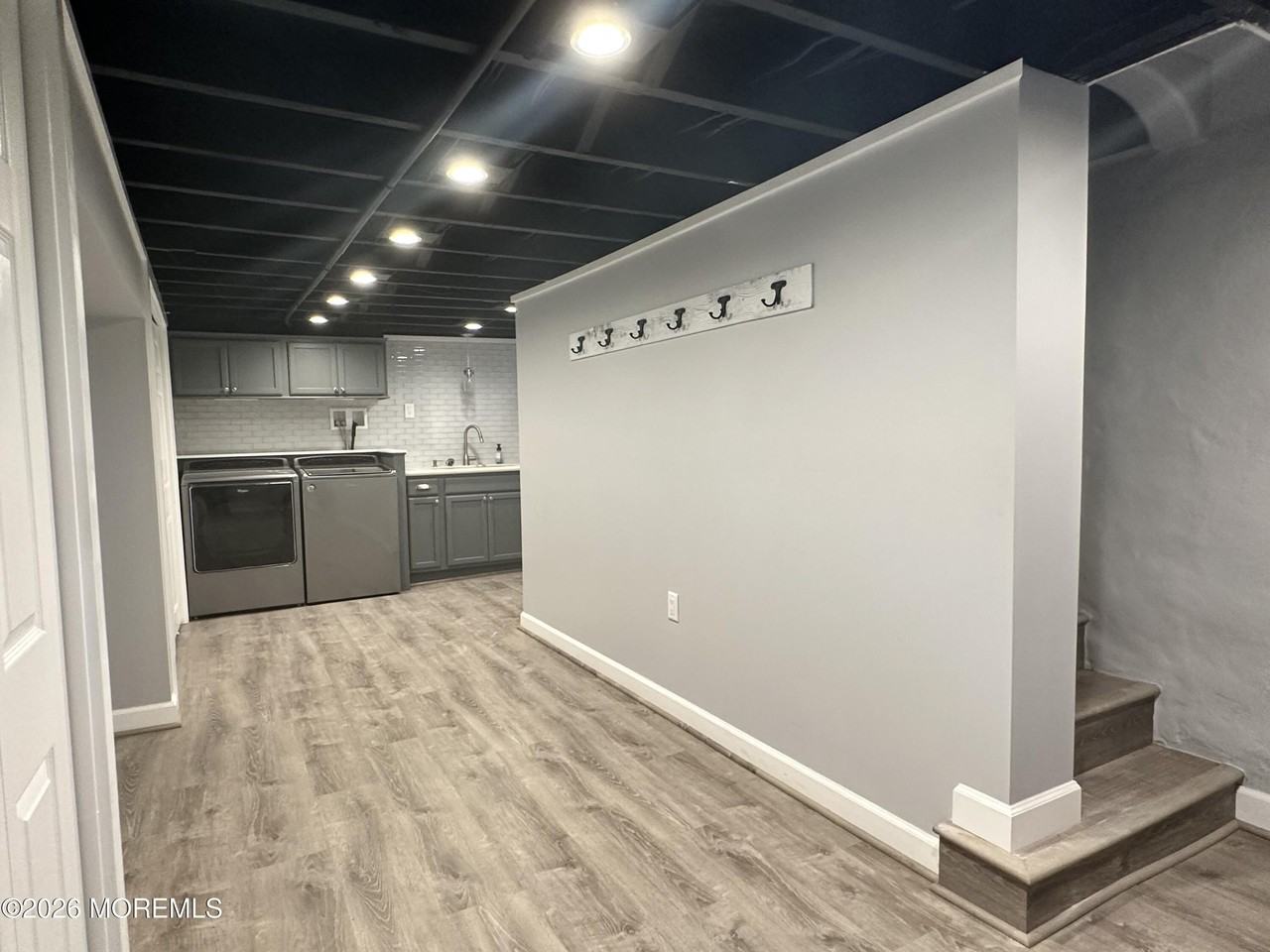 186 Madison Ave - Photo 7 of 48