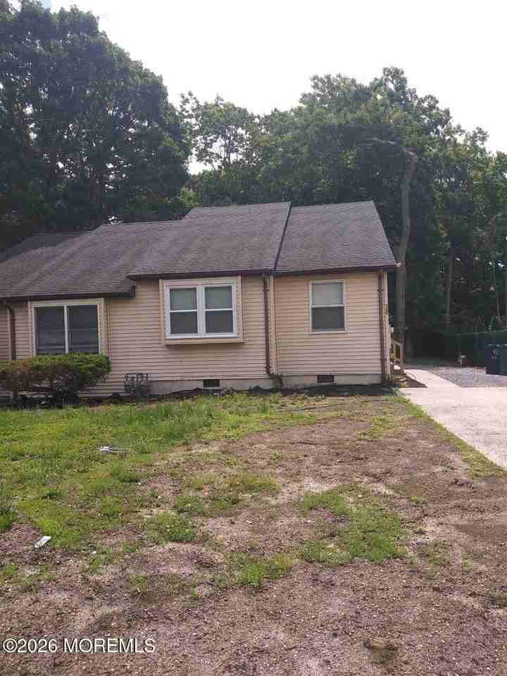 38 Winged Foot Ln - Photo 2 of 5