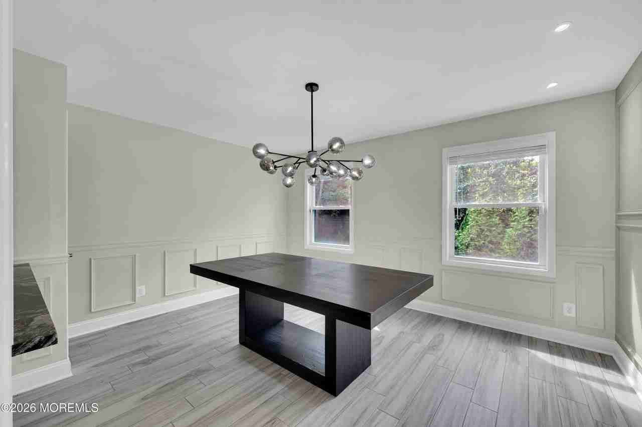 145 Asbury Rd - Photo 6 of 33