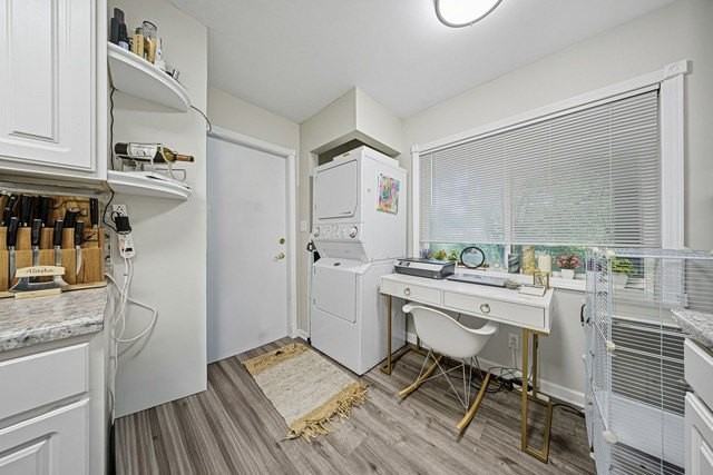 1942 Tall Oaks Dr #1A - Photo 5 of 12