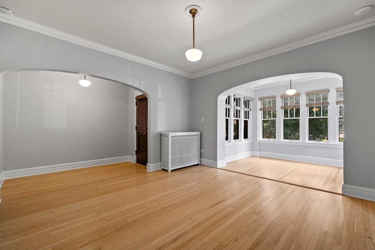 1335 W Thorndale Ave #1 - Photo 3 of 14
