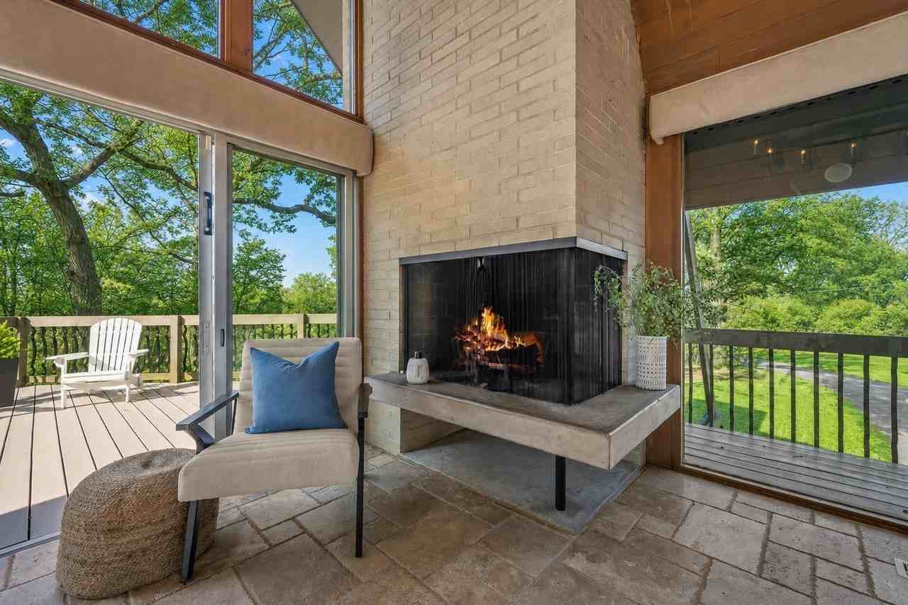 431 Maplewood Dr - Photo 7 of 50