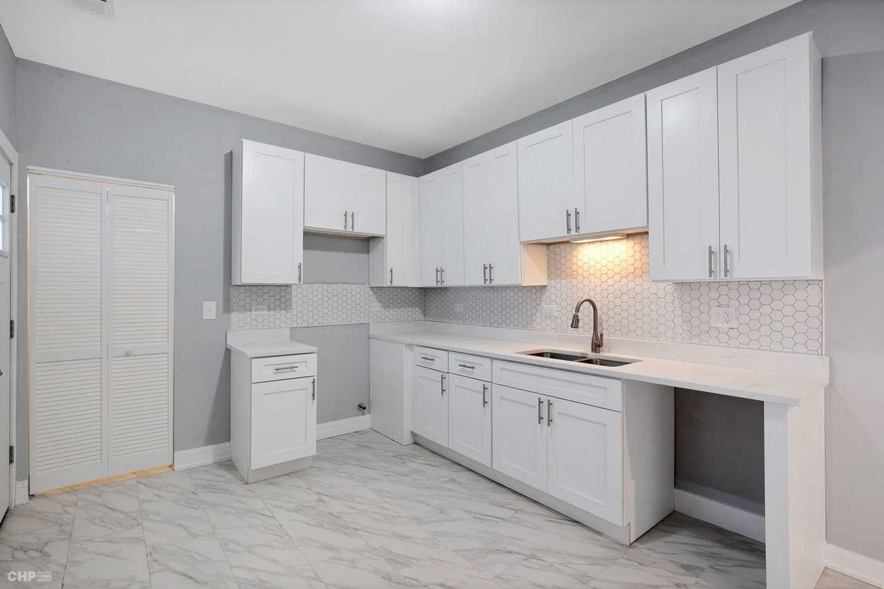 4359 S King Dr #1 - Photo 7 of 17