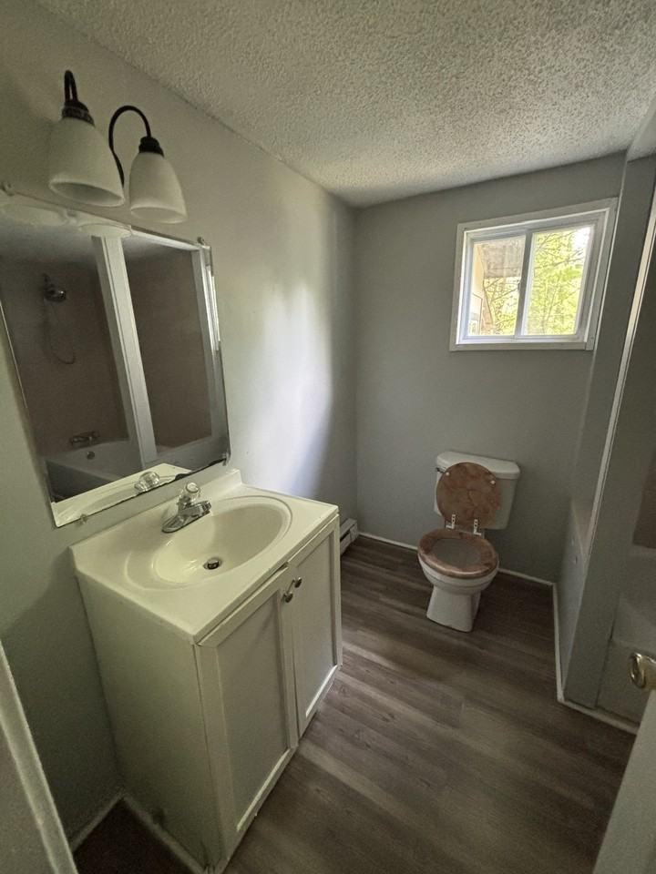 211 Cherry Tree Dr #1 - Photo 7 of 9