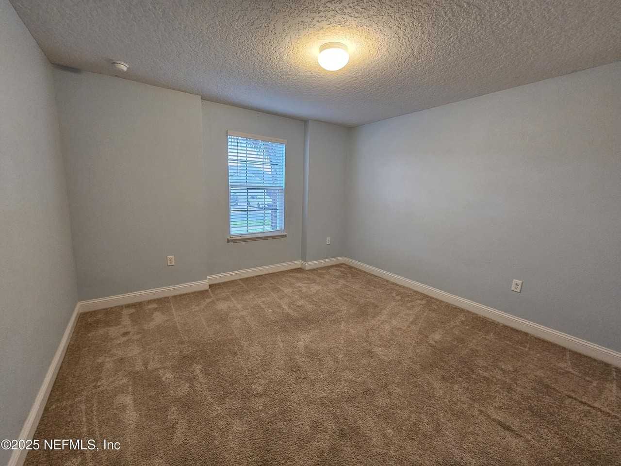 3049 Morning Lake Ct - Photo 3 of 31