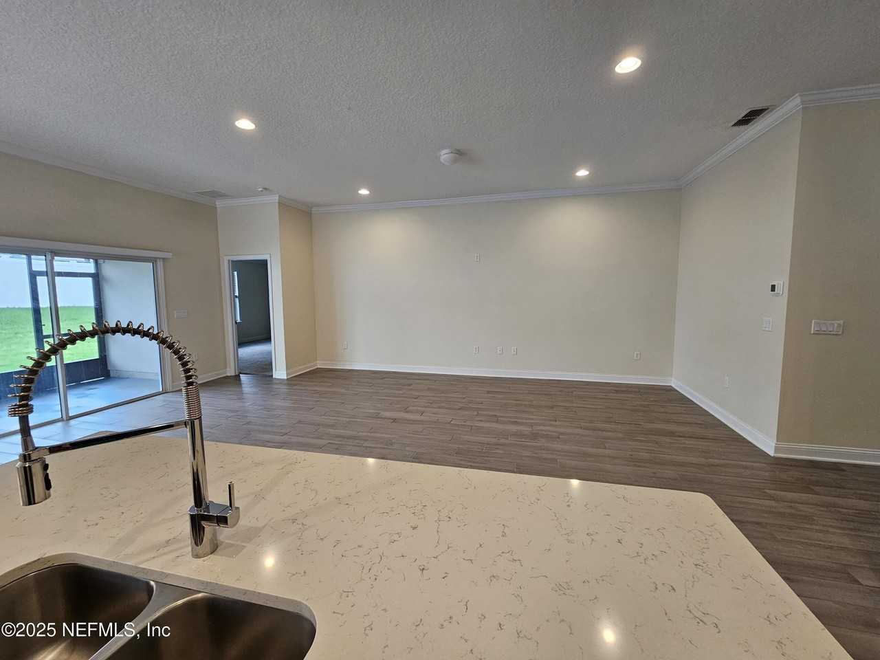 3049 Morning Lake Ct - Photo 7 of 31