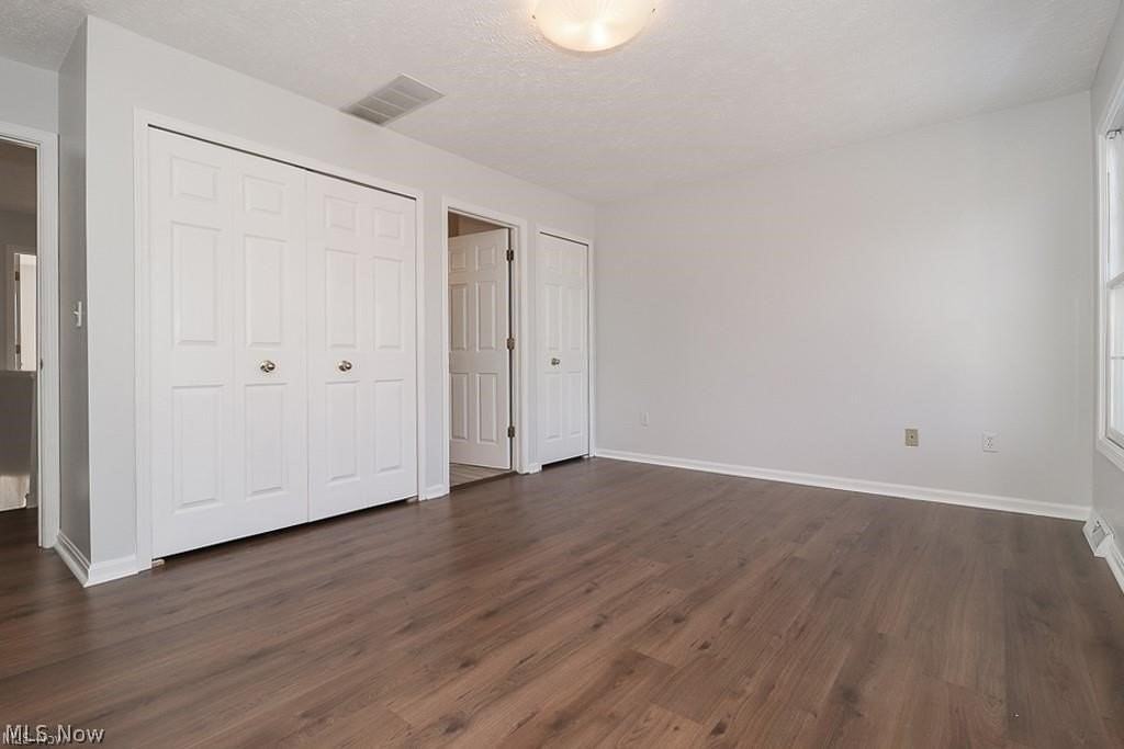 8230 Chester Pkwy - Photo 5 of 31
