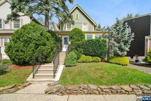 29 Brookfield Rd #1stFL - Photo 1 of 1