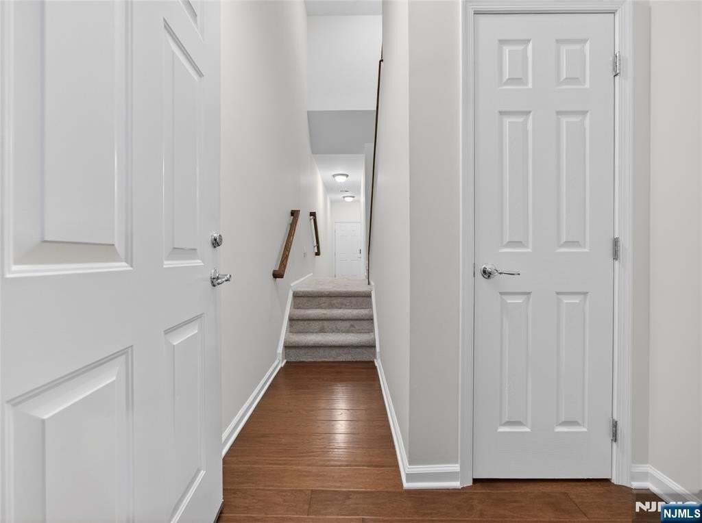 15 Wesmont Dr - Photo 5 of 44
