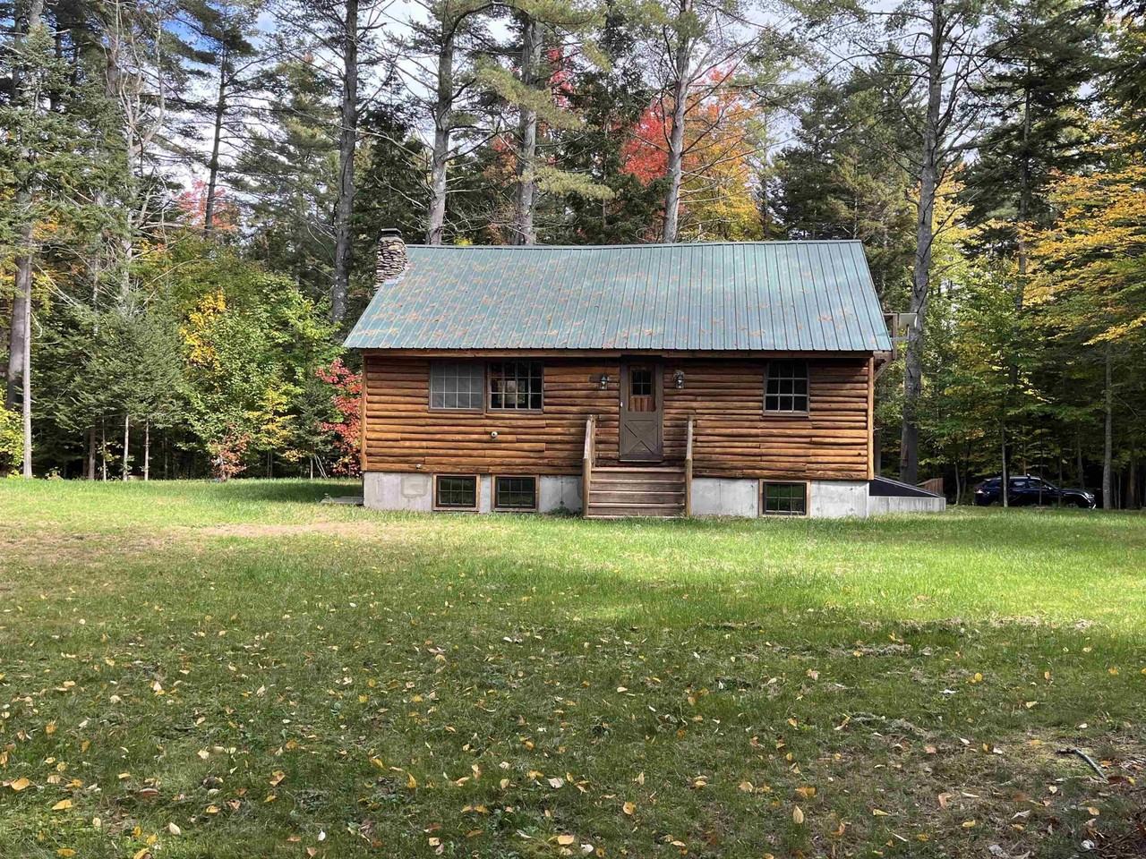 28 Canedy Rd - Photo 2 of 23