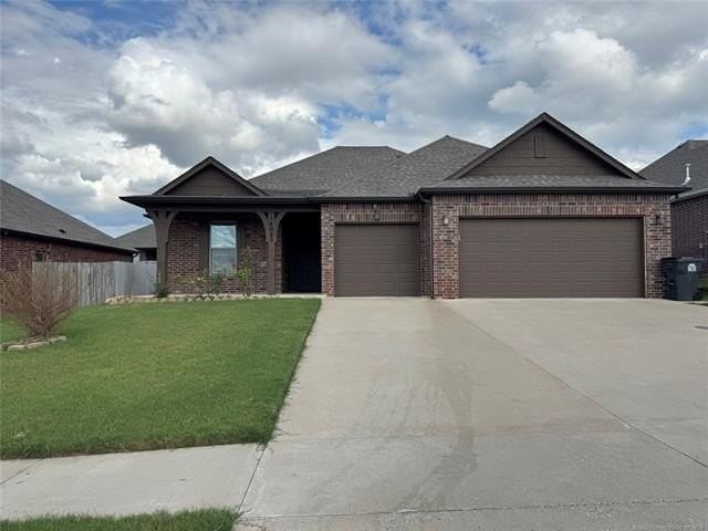 14083 S Lansing Ave
