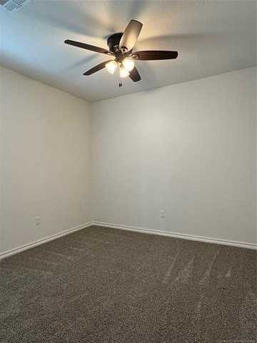 14083 S Lansing Ave - Photo 3 of 16
