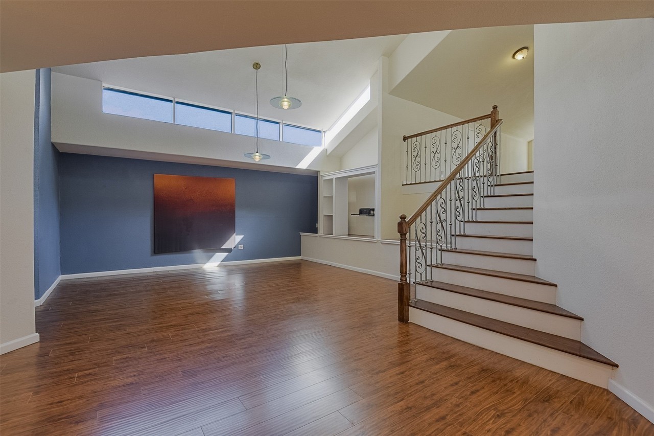 2210 Winter Sunday Way - Photo 3 of 40