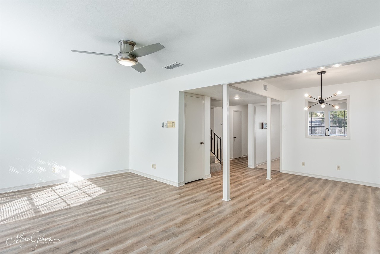 247 E Stephenson St - Photo 3 of 19
