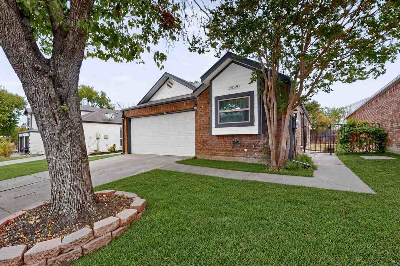 2039 Mallard Dr - Photo 2 of 35