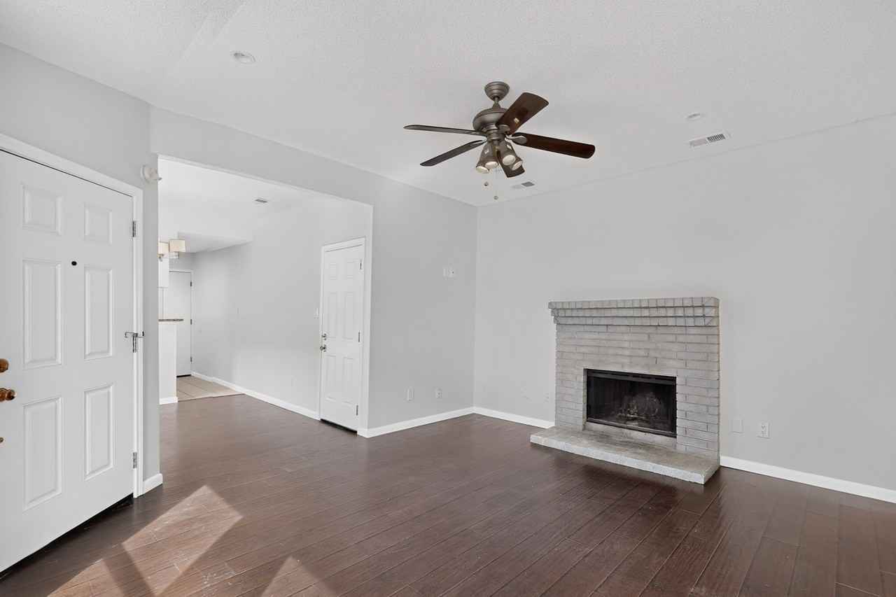 2039 Mallard Dr - Photo 7 of 35