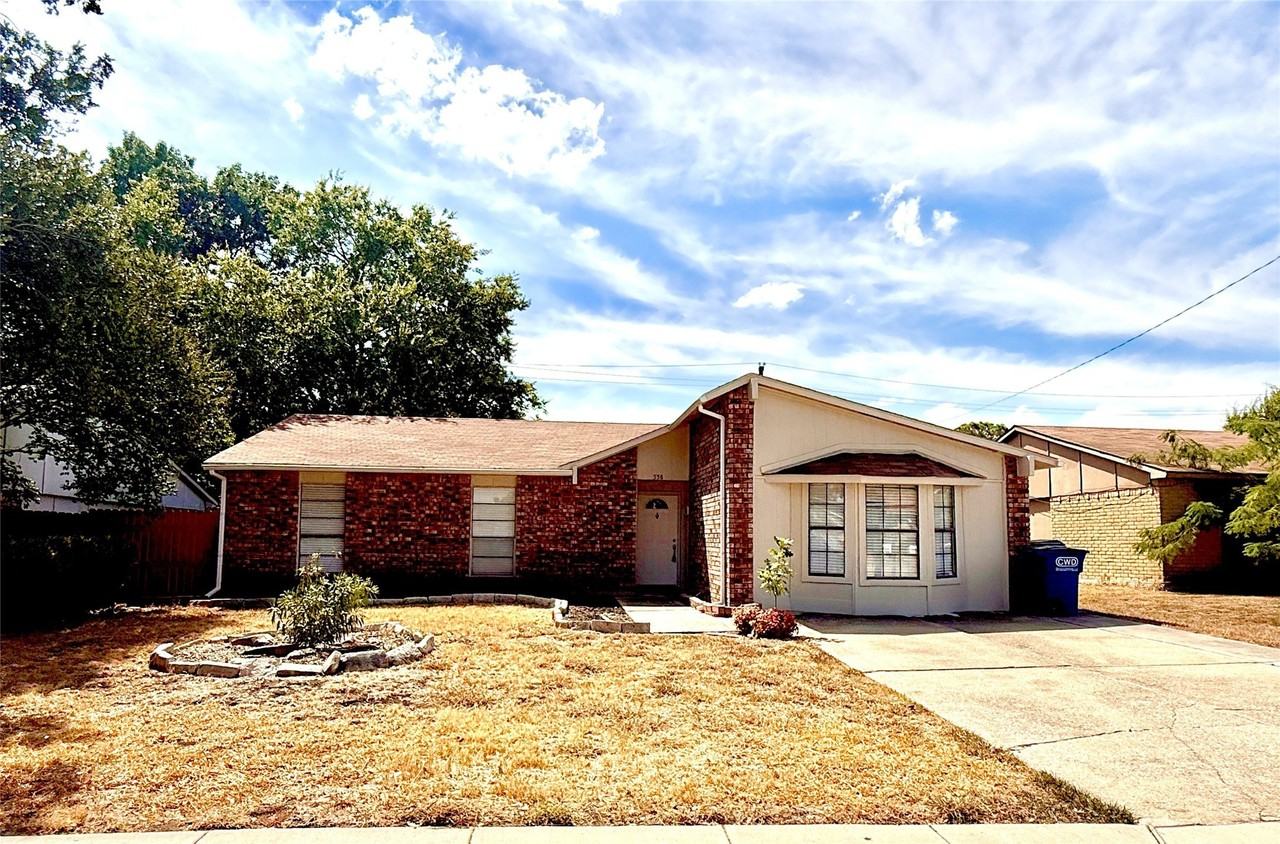 558 Ridgemont Dr