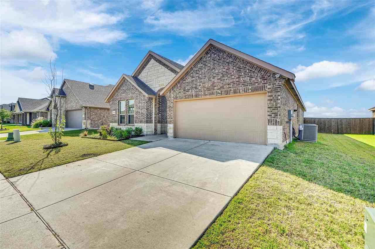 484 Declaration Way - Photo 3 of 29