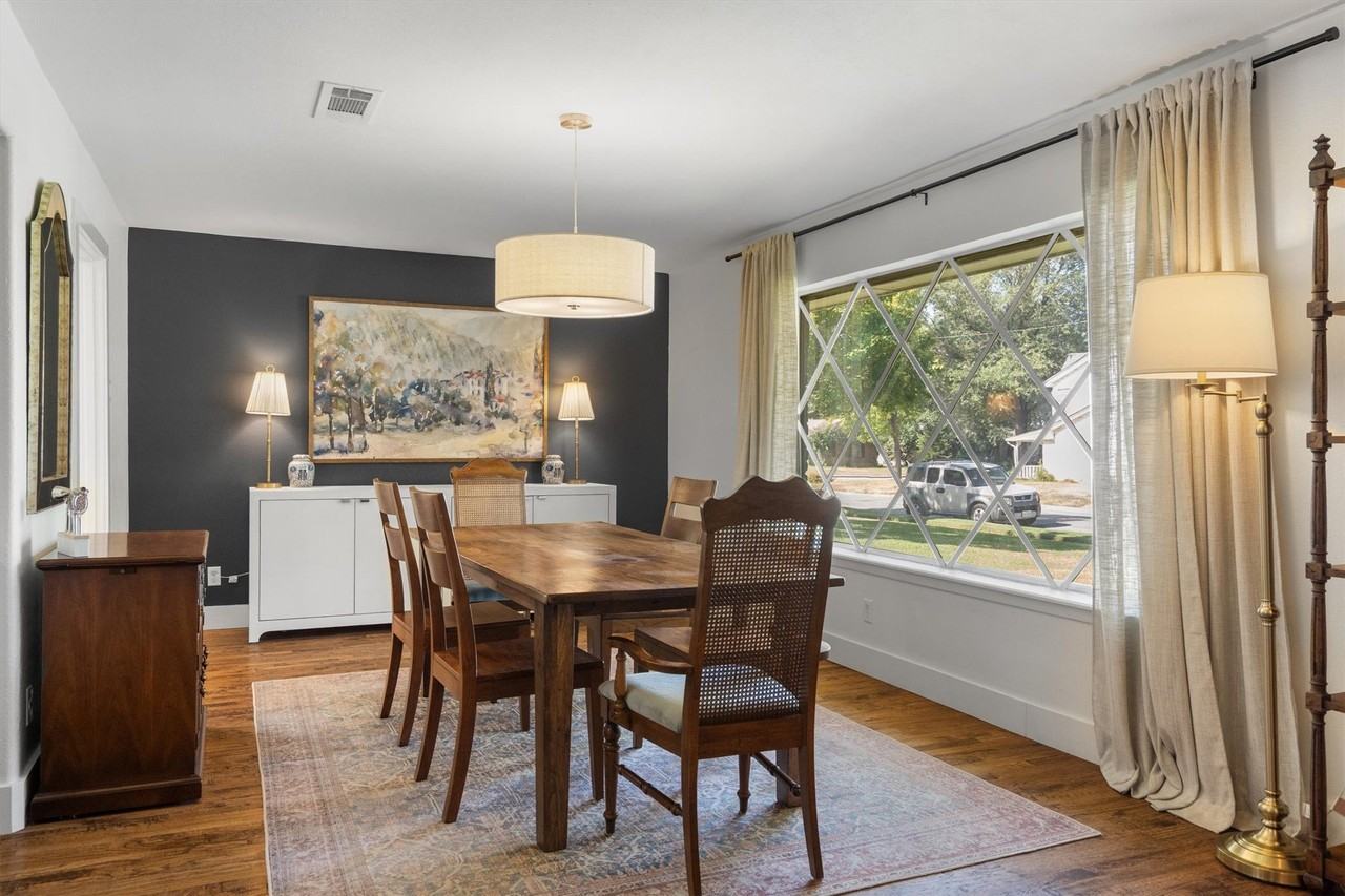 13226 Veronica Rd - Photo 5 of 34