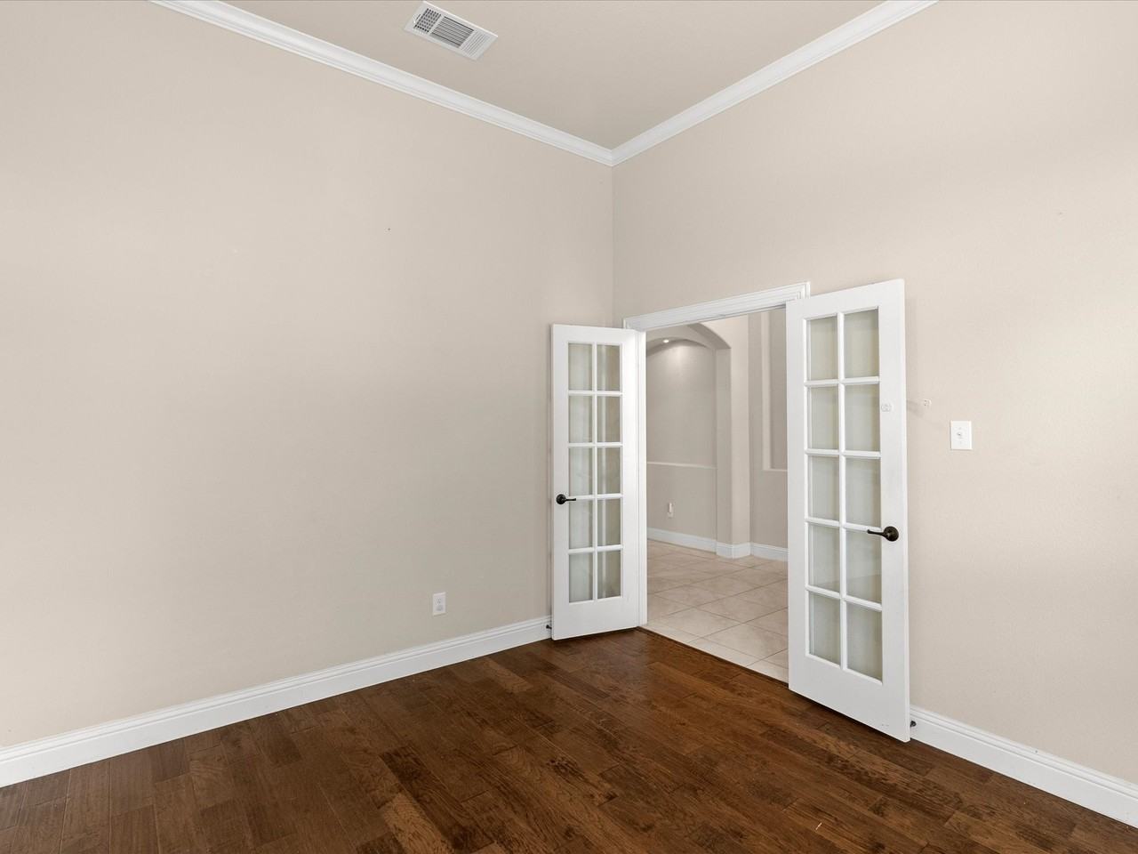 10700 Lariat Trail Dr - Photo 7 of 36