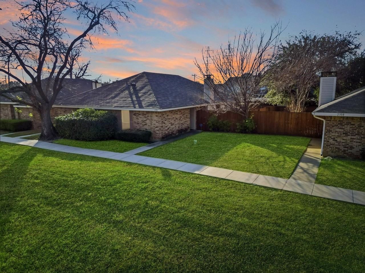 2306 Carol Good Ln - Photo 2 of 19